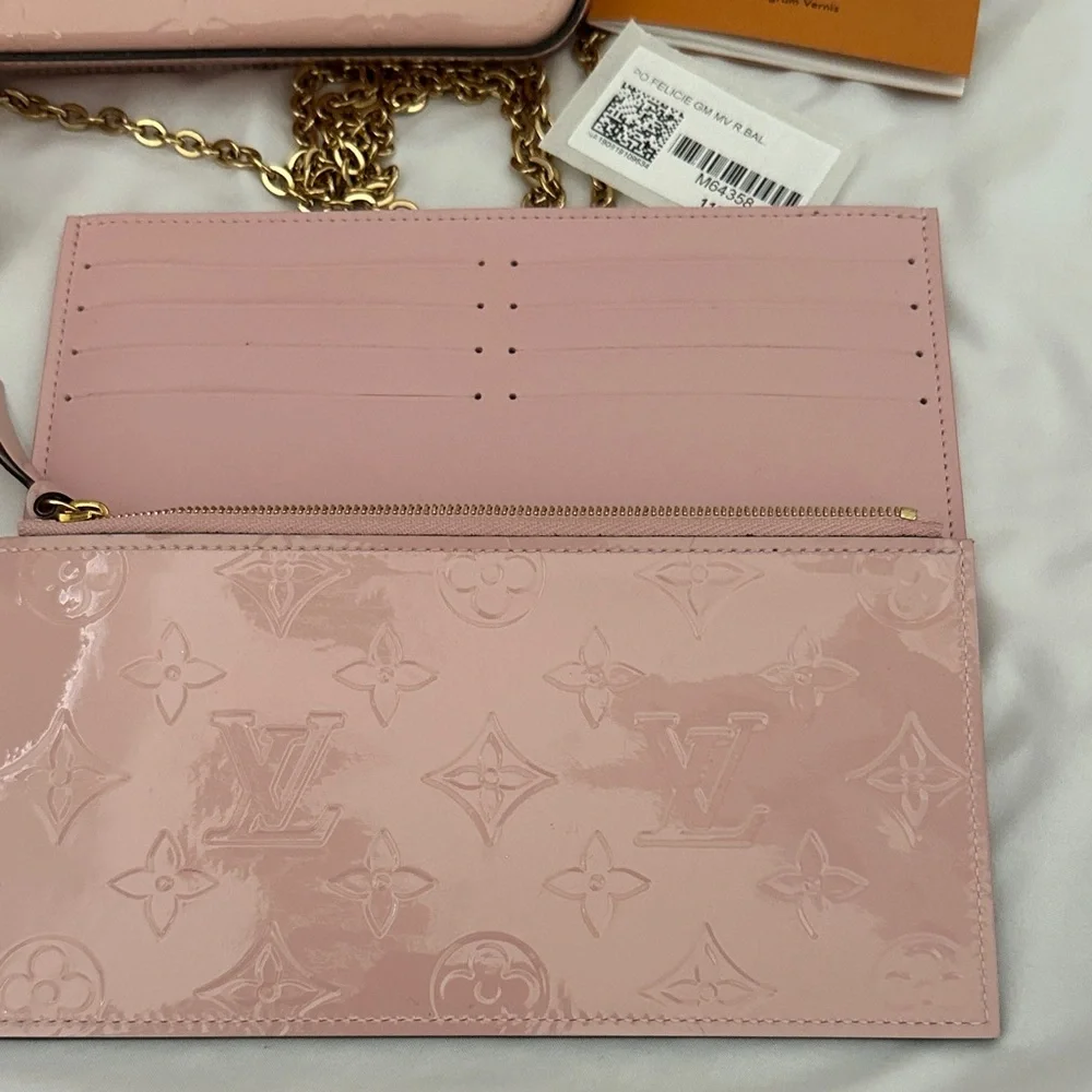 Louis Vuitton Light Pink Crossbody Bag - Picture 3 of 7